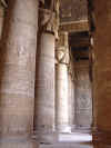 simbel24hypostyle hall.jpg (184519 octets)